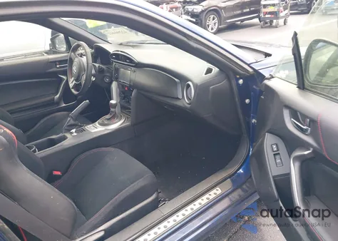 2013 Toyota Scion Fr-S из США, поврежденный, VIN JF1ZNAA16D2707397